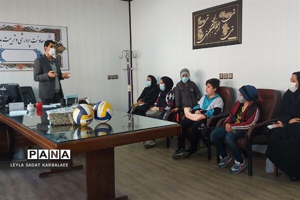 تقدیر از دانش‌آموزان برگزیده فشافویه در رشته طناب‌زنی