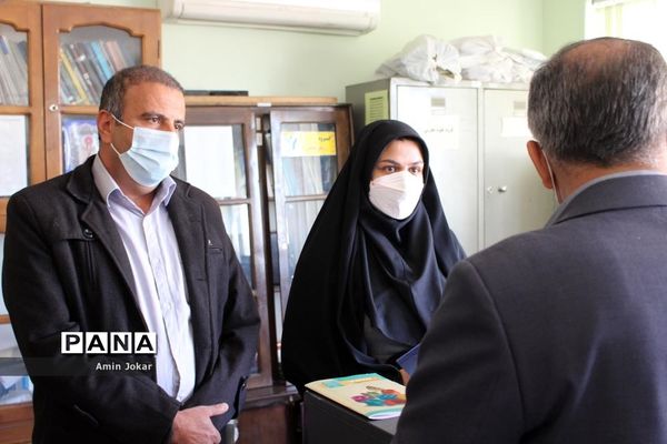 باز دید مدیرکل آموزش و پرورش فارس از حوزه های داخلی این اداره در اولین روز کاری