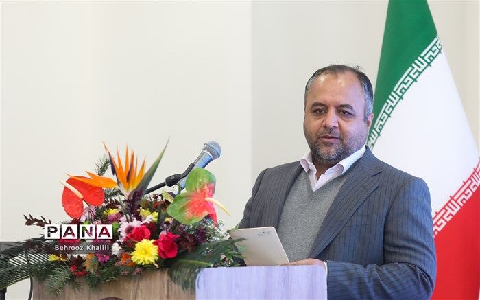 در هیچ یک از نقاط آسیب‌دیده کشور مدرسه نیمه‌تمام و تخریبی نداریم