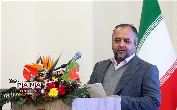 در هیچ یک از نقاط آسیب‌دیده کشور مدرسه نیمه‌تمام و تخریبی نداریم