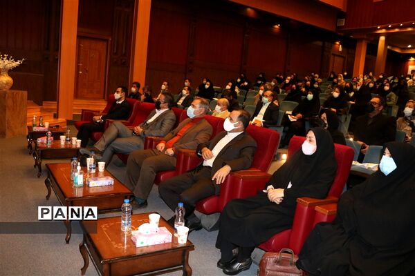 انتخابات شورای انجمن اولیا و مربیان ناحیه۶ مشهد مقدس