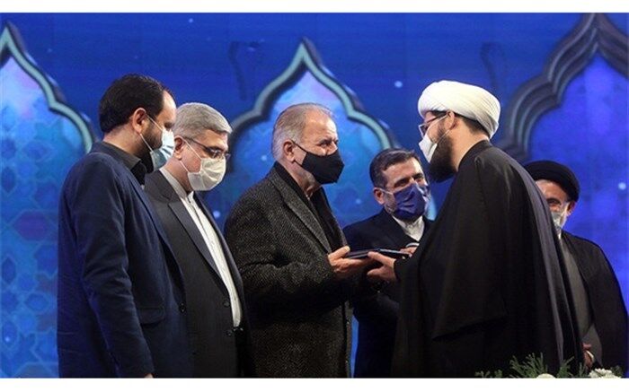 کسب عناوین برتر چهل و چهارمین دوره مسابقات سراسری قرآن کریم توسط 4 نماینده قم