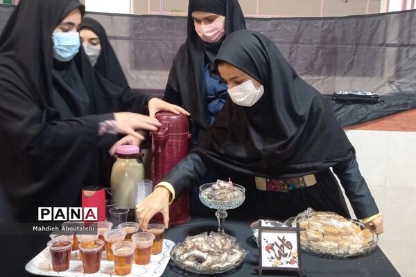ایستگاه صلواتی در دبیرستان حنانه شهرستان رباط کریم