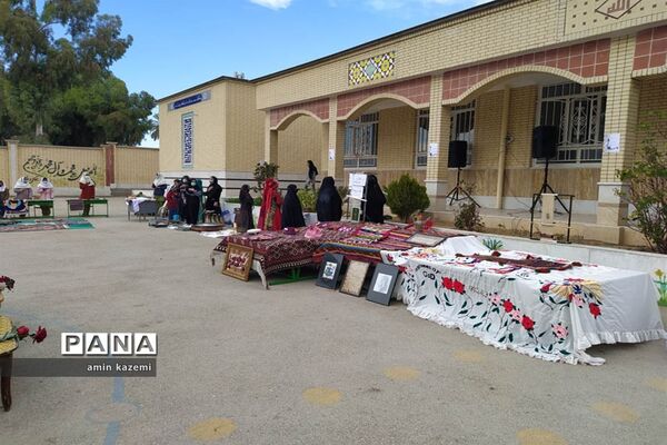 برنامه بوم دبستان نرجس خاتون رستاق از بخش‌های شهرستان داراب