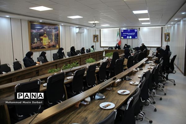 کارگاه آموزشی خبرنگاران منتخب مدارس ناحیه ۳ مشهد مقدس