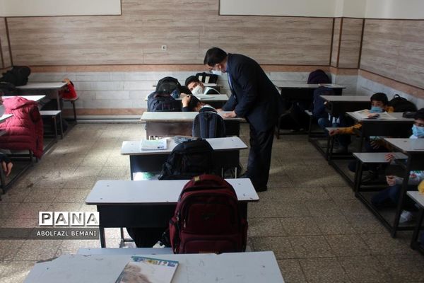 اجرای تمرین آمادگی دانش‌آموزان در برابر بلایای طبیعی