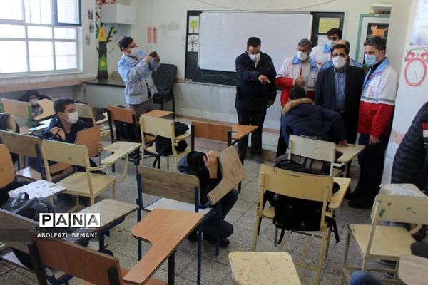 اجرای تمرین آمادگی دانش‌آموزان در برابر بلایای طبیعی