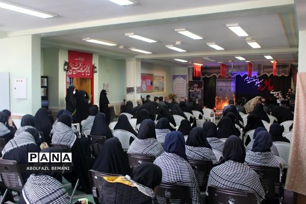 یادواره شهدای دبیرستان نیایش قم