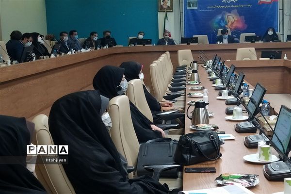 برگزاری گرامیداشت سالروز تاسیس نهضت سواد آموزی در استان اصفهان