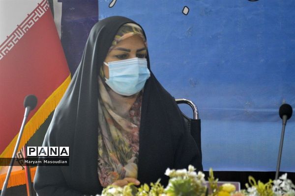 نشست شورای معاونان اداره‌کل آموزش و پرورش استان بوشهر