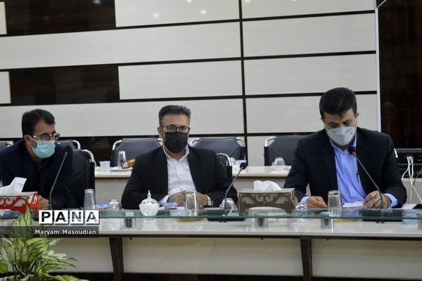 نشست شورای معاونان اداره‌کل آموزش و پرورش استان بوشهر