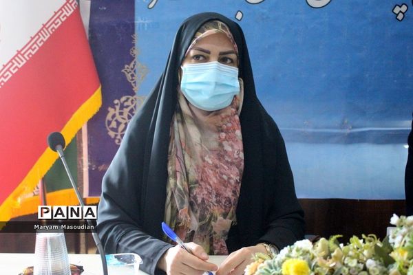 نشست شورای معاونان اداره‌کل آموزش و پرورش استان بوشهر