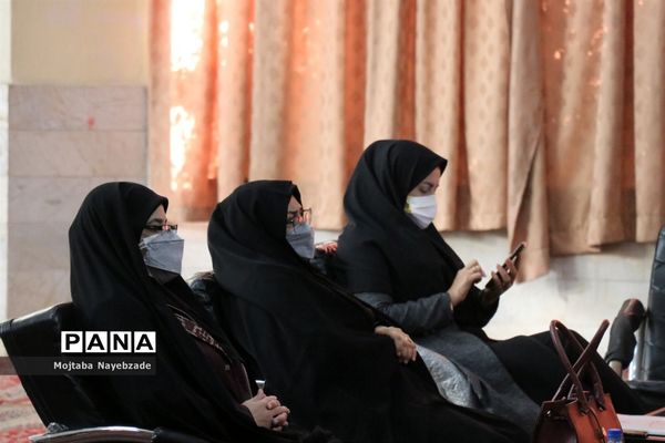 نشست هم‌اندیشی قطب 3 کانون‌های فرهنگی تربیتی کشور در مشهد