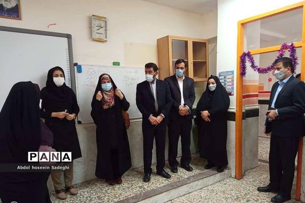 بازدید سرپرست مرکز امور بین‌الملل و مدارس خارج کشور وزارت آموزش و پرورش  از مدرسه باهنر بوشهر