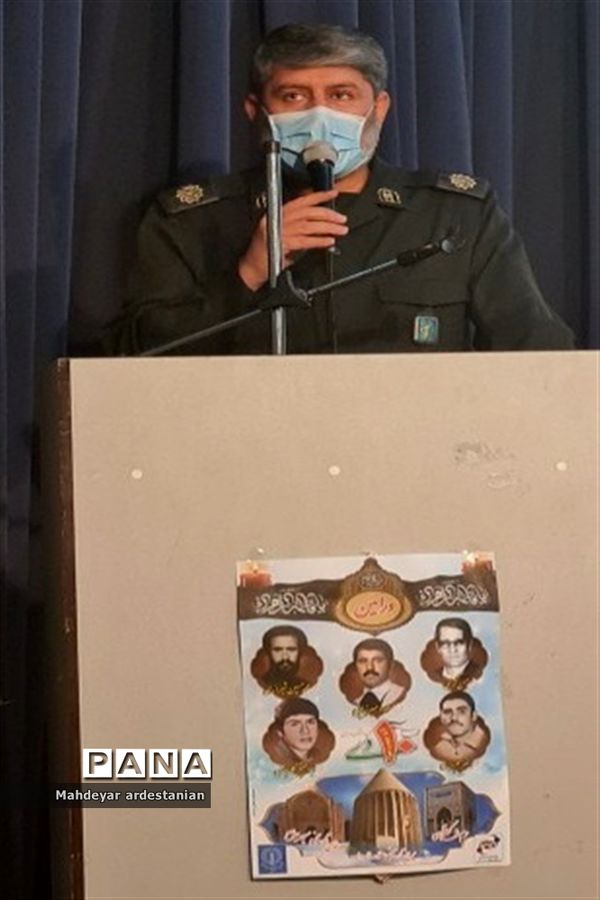 مراسم ۹ دی با حضور مسئولان اداری و شهری در جوادآباد