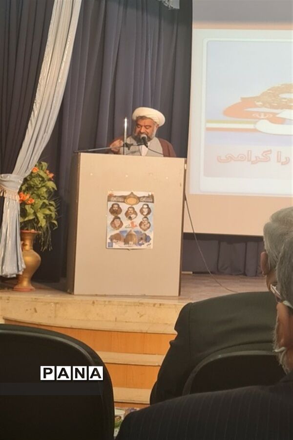 مراسم ۹ دی با حضور مسئولان اداری و شهری در جوادآباد