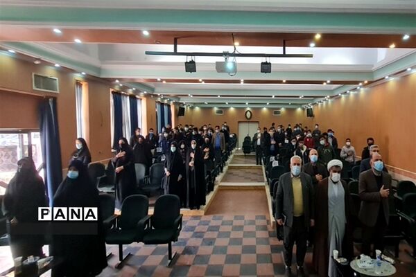 مراسم ۹ دی با حضور مسئولان اداری و شهری در جوادآباد