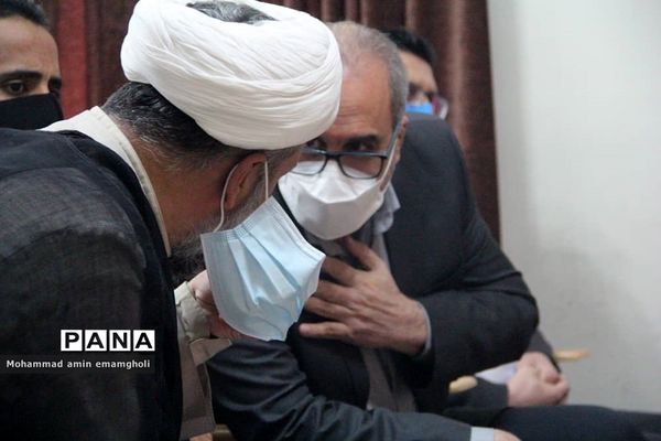 آیین تجدید میثاق با ولایت و هفته بصیرت در کانون امام خمینی(ره) ناحیه یک ری