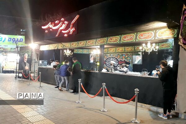 سیاه پوشی شهر مشهد در غم حضرت زهرا(س)