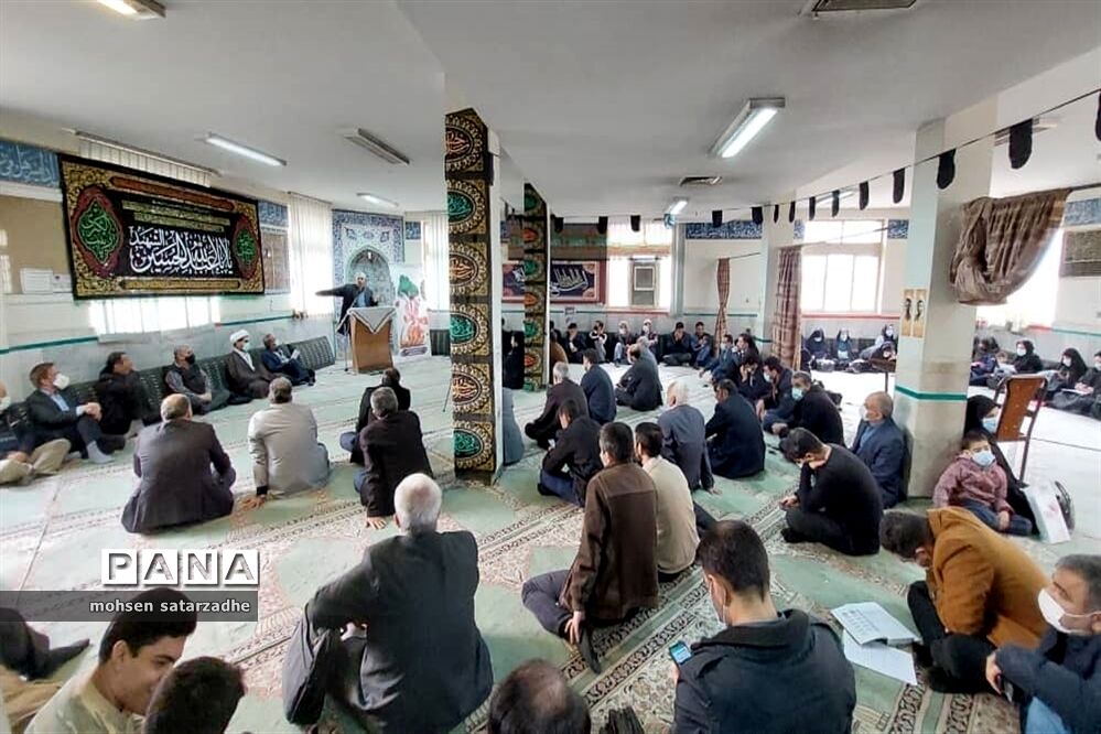 مراسم گرامیداشت 9دی با حضور بسیجیان فرهنگی ناحیه دو شهرری