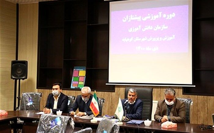 آشنا کردن دانش‌آموزان با فعالیت‌های گروهی از ماموریت‌های سازمان دانش‌آموزی است
