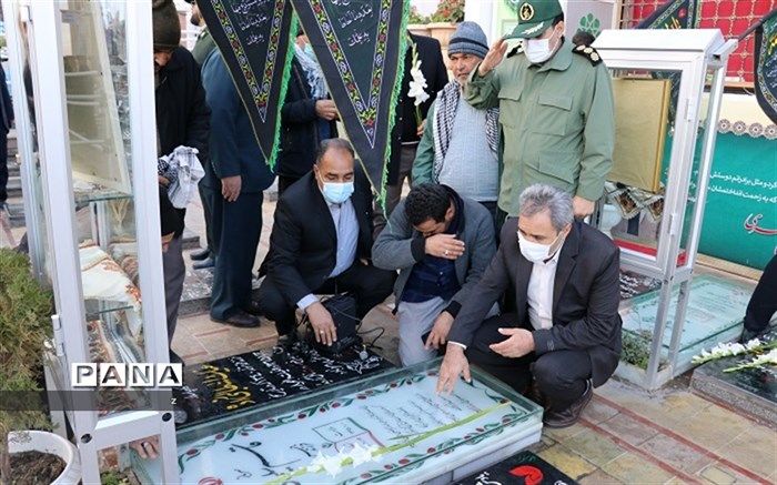 تجدید میثاق مدیرکل آموزش و پرورش استان کرمان با آرمان‌های شهید سلیمانی و شهدای کرمان