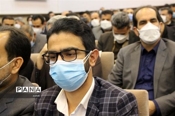 مراسم تکریم و معارفه مدیر‌کل آموزش و پرورش استان کرمان