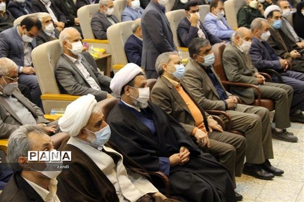 مراسم تکریم و معارفه مدیر‌کل آموزش و پرورش استان کرمان