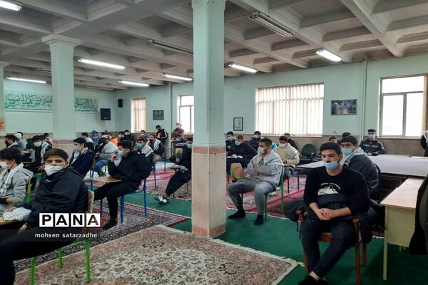مراسم گرامیداشت 9‌دی در آموزشگاه امیر کبیر ناحیه دو شهرری