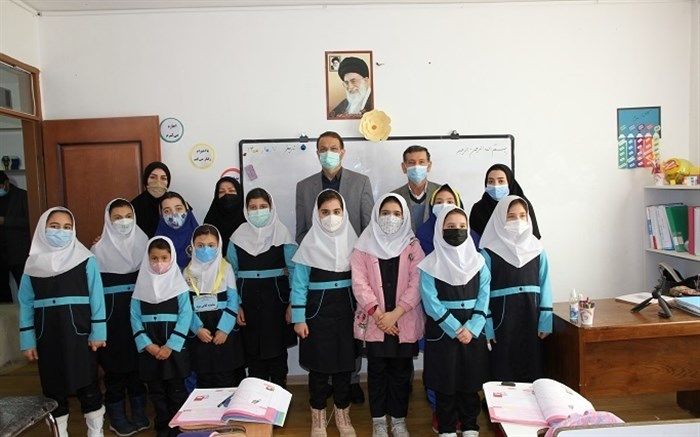 بازدید مدیرکل صدا و سیمای اردبیل از مدارس ناحیه یک