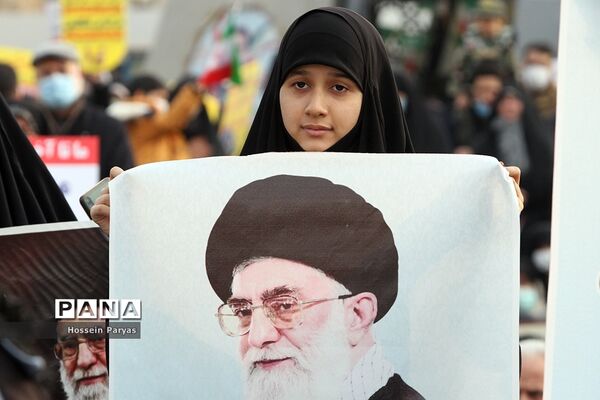 یوم الله نهم دی در میدان امام حسین (ع)