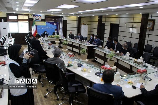 نشست شورای معاونان اداره کل آموزش و پرورش استان بوشهر