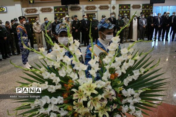 استقبال از پیکر شهیدان گمنام در بوشهر