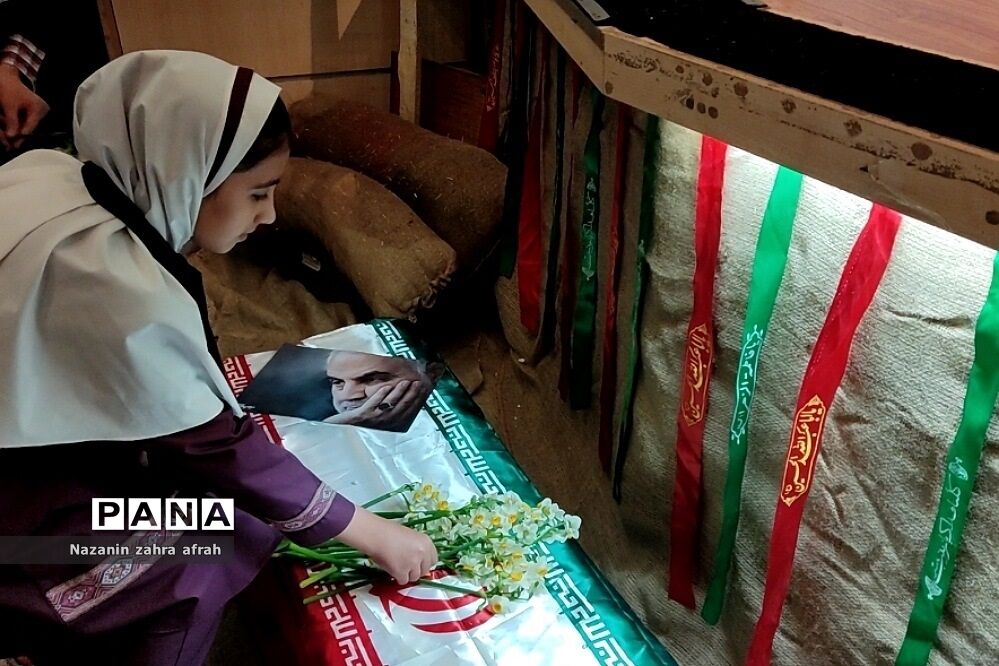 گردهمایی دانش‌آموزان بسیجی در دومین سالگرد شهادت حاج قاسم سلیمانی