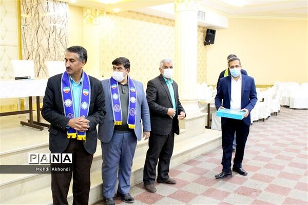کارگاه آموزشی بازمهندسی و تجلیل از مربیان برتر تشکیلات پیشتازان شهرستان بافق