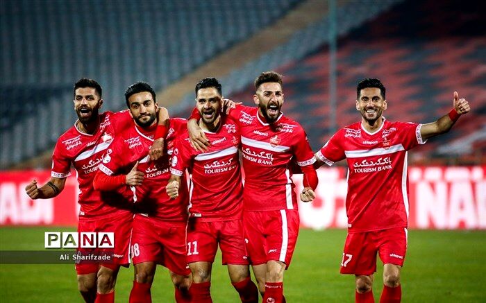اعتراض تراکتور به داور دیدار با پرسپولیس