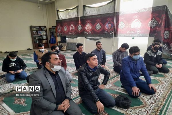 اجرای طرح گفتمان دینی در دبیرستان شهید باهنر