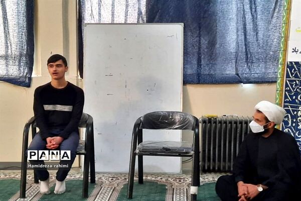 اجرای طرح گفتمان دینی در دبیرستان شهید باهنر