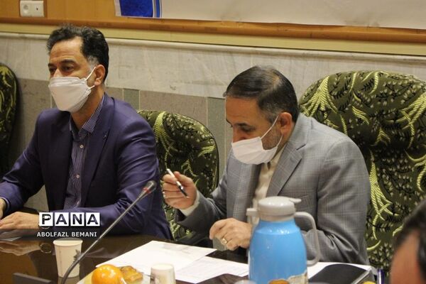 جلسه شورای معاونان آموزش و پرورش قم با حضور «قاسم احمدی لاشکی»