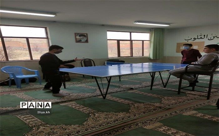 برگزاری مسابقات تنیس روی میز در دبیرستان صدرا