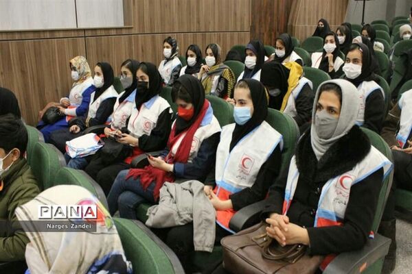 دوره آموزشی هلال احمر برای حوادث کوهستانی