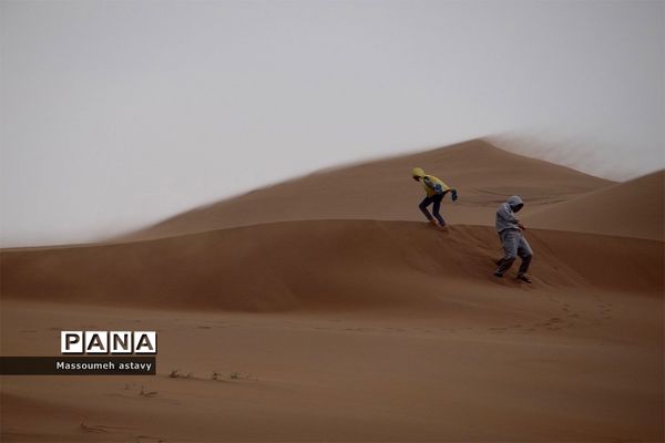 ابوغویر تنها کویر رملی ایلام