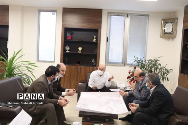 نشست مدیران شرکت گاز استان با نماینده قزوین