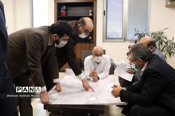 نشست مدیران شرکت گاز استان با نماینده قزوین