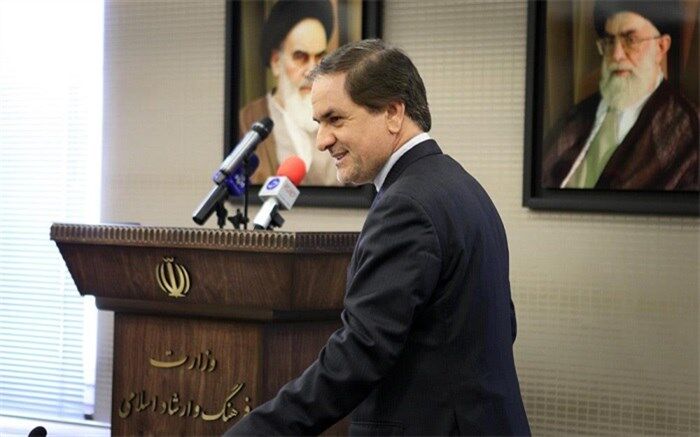 نوش‌آبادی: لغو تحریم‌ها اولویت اول ایران در مذاکرات است