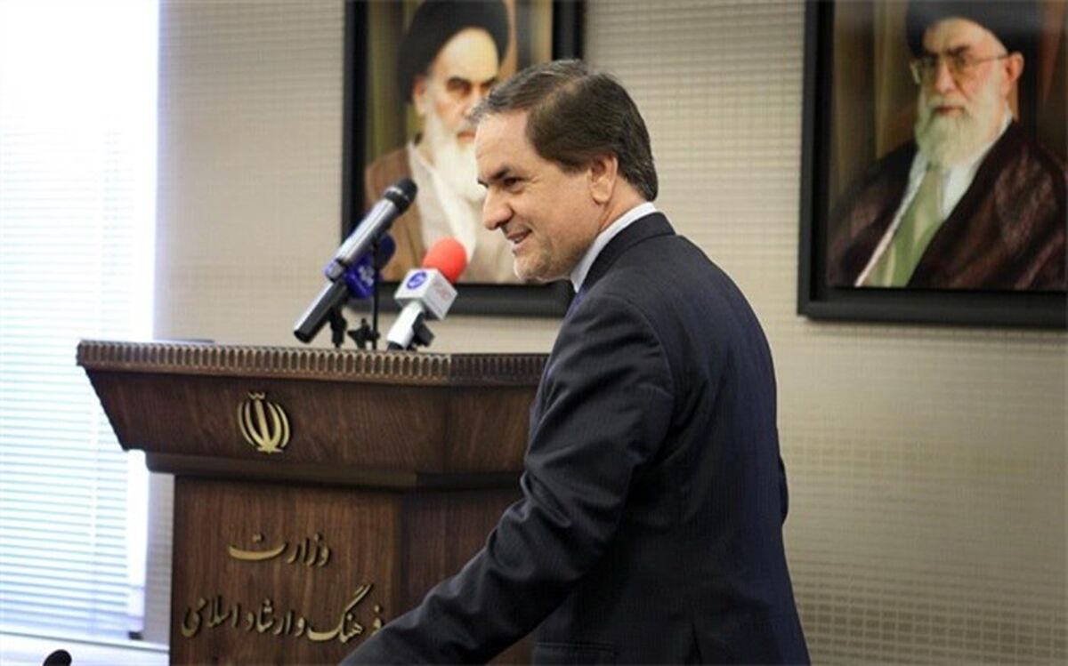 نوش‌آبادی: لغو تحریم‌ها اولویت اول ایران در مذاکرات است