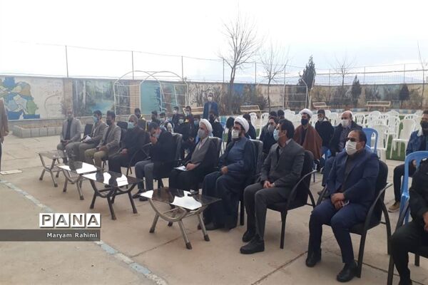 نواختن زنگ بصیرت در مدرسه ۹دی بجنورد