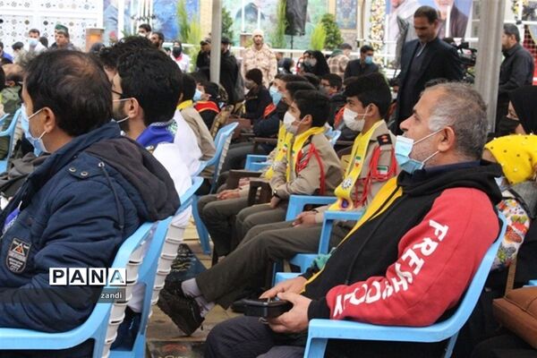 حضور تشکلات دانش‌آموزی در گلزار شهدا کرمان