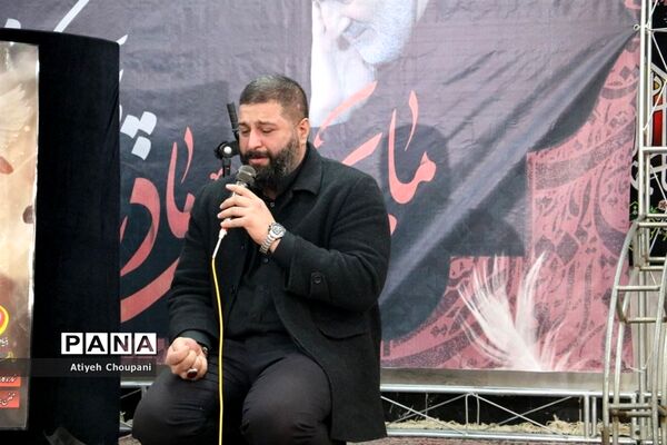 آیین بزرگداشت شهید حاج قاسم سلیمانی در خیریه آبشار عاطفه‌ها منطقه ۱۴
