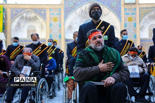 زیارت حضرت معصومه(س) به نیابت از حاج قاسم توسط 40 بیمار قطع نخاعی